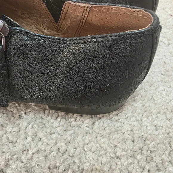 Frye Ladies Black Leather Booties Size 8 - Picture 4 of 7